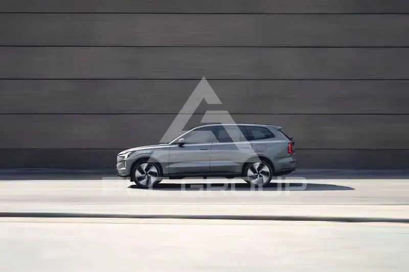 2026 Volvo EX 90