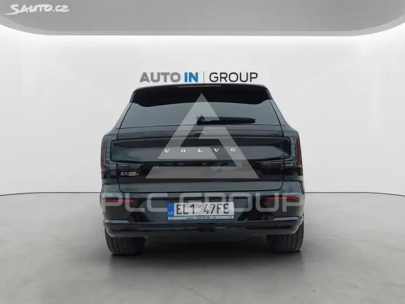 2026 Volvo EX 90