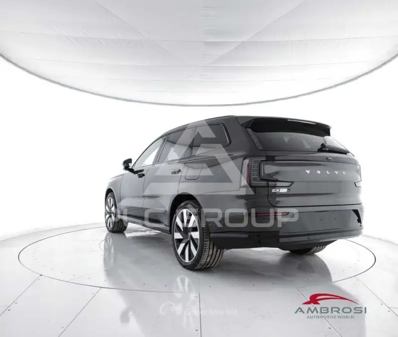 2026 Volvo EX 90