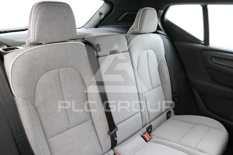 2026 Volvo EX 40
