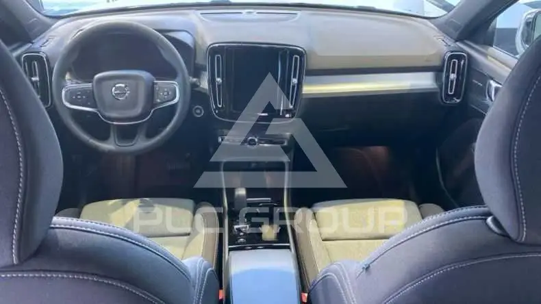 2026 Volvo XC40