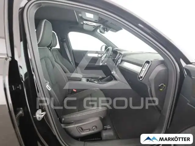 2026 Volvo XC40