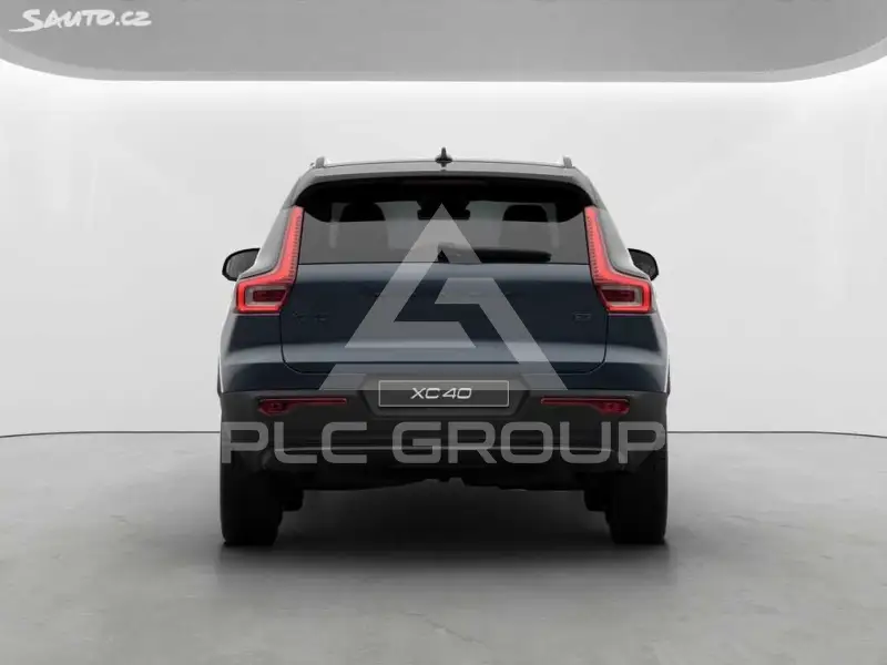 2026 Volvo XC40