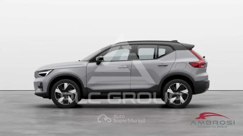 2026 Volvo XC40