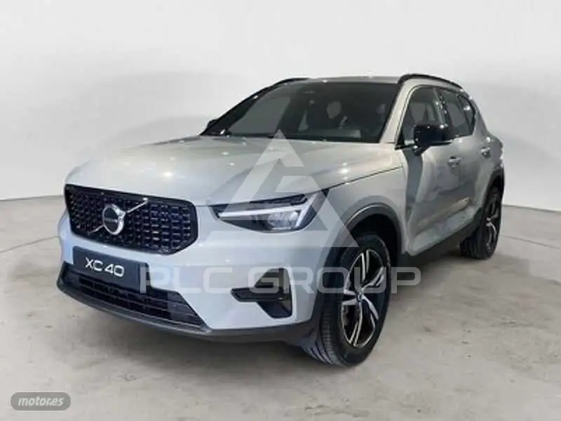 2026 Volvo XC40