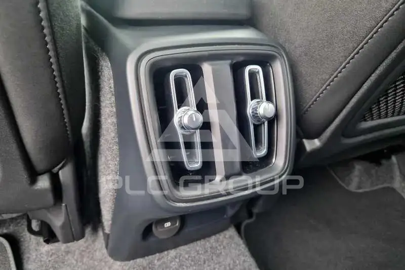2026 Volvo XC40