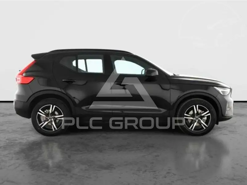 2026 Volvo XC40