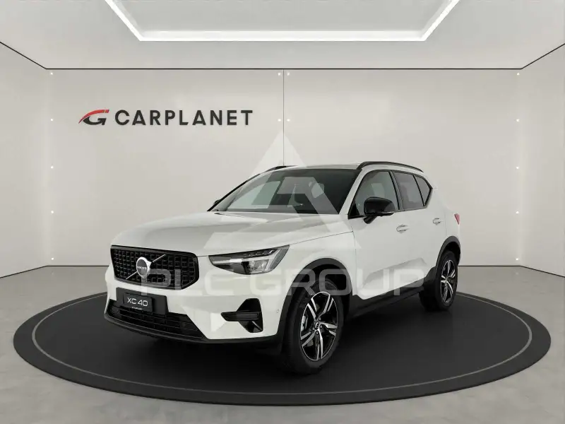 2026 Volvo XC40