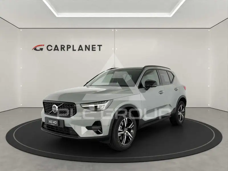 2026 Volvo XC40