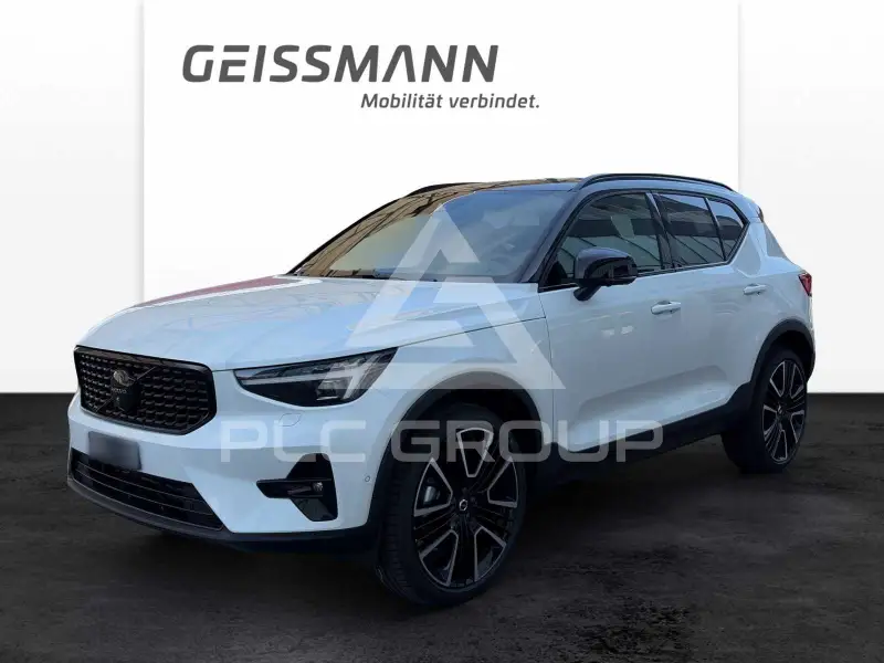 2026 Volvo XC40