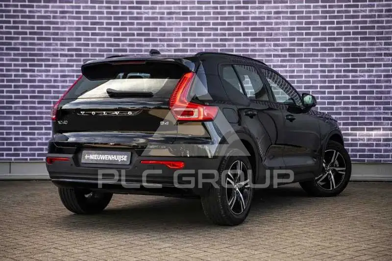 2026 Volvo XC40