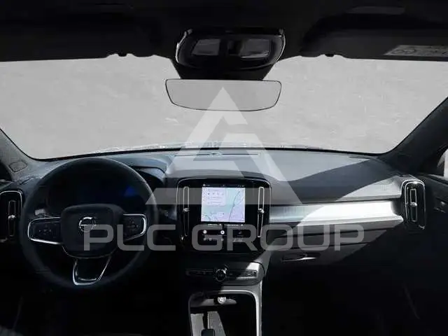 2026 Volvo XC40