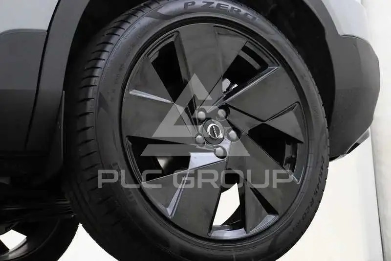 2026 Volvo XC40
