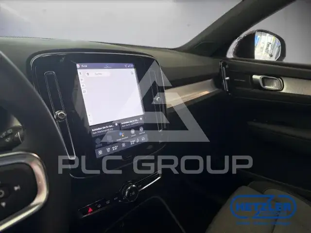 2026 Volvo XC40