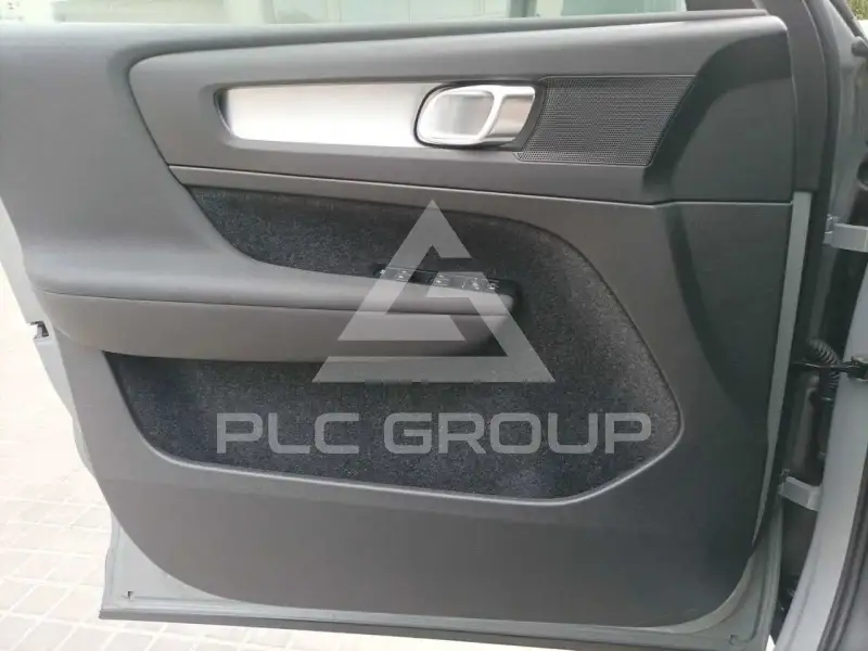 2026 Volvo XC40