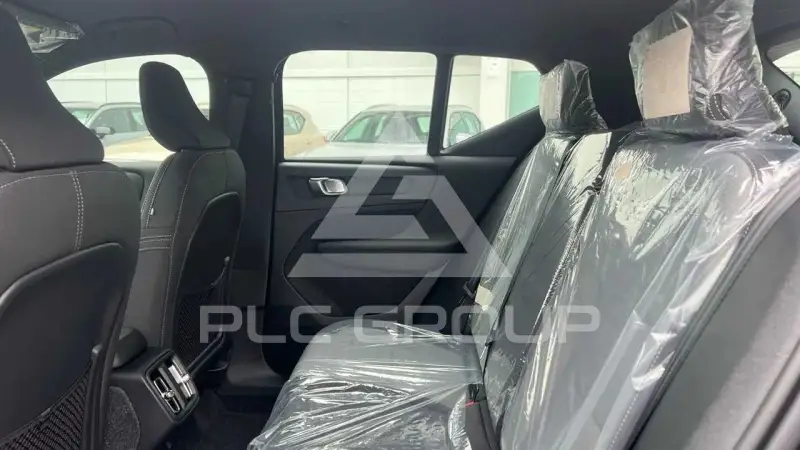 2026 Volvo XC40