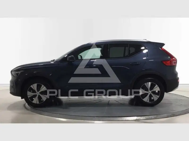 2026 Volvo XC40