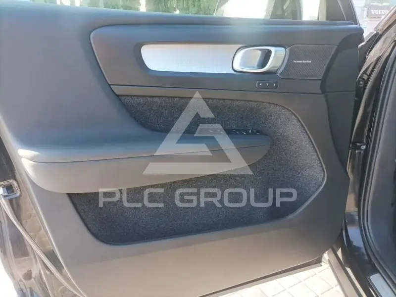 2026 Volvo XC40