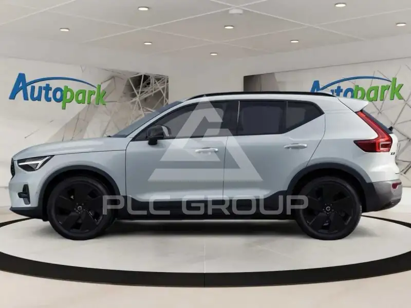 2026 Volvo XC40