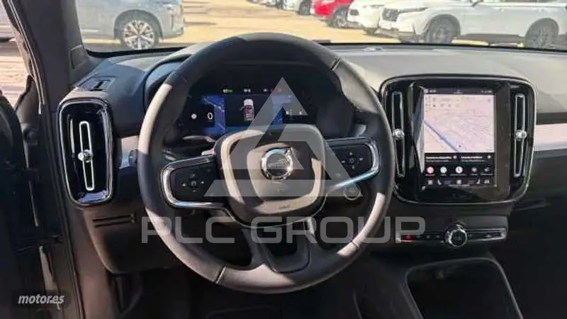 2026 Volvo XC40