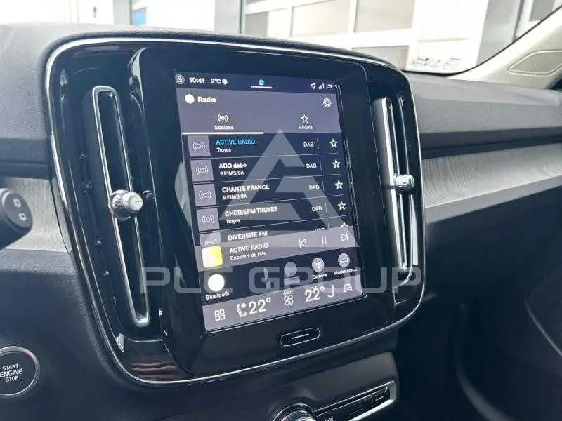 2026 Volvo XC40