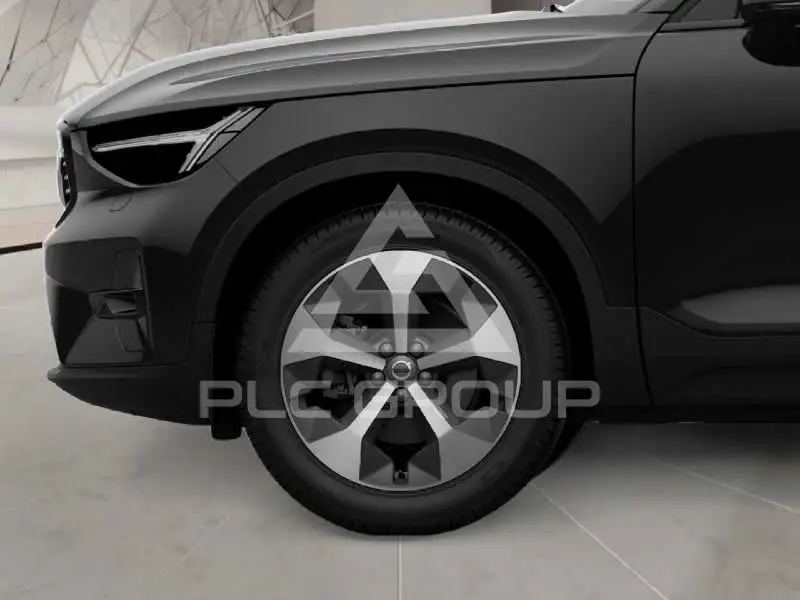 2026 Volvo XC40