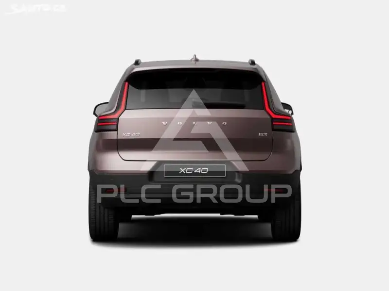 2026 Volvo XC40