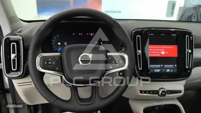 2026 Volvo XC40