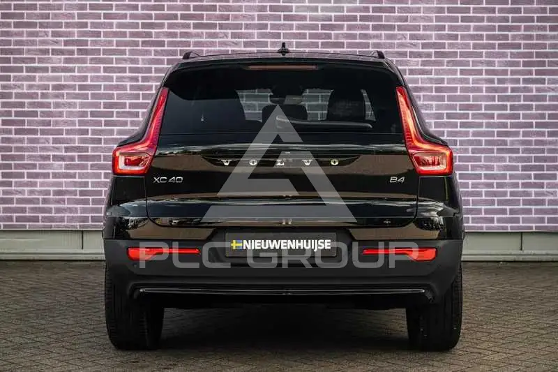 2026 Volvo XC40