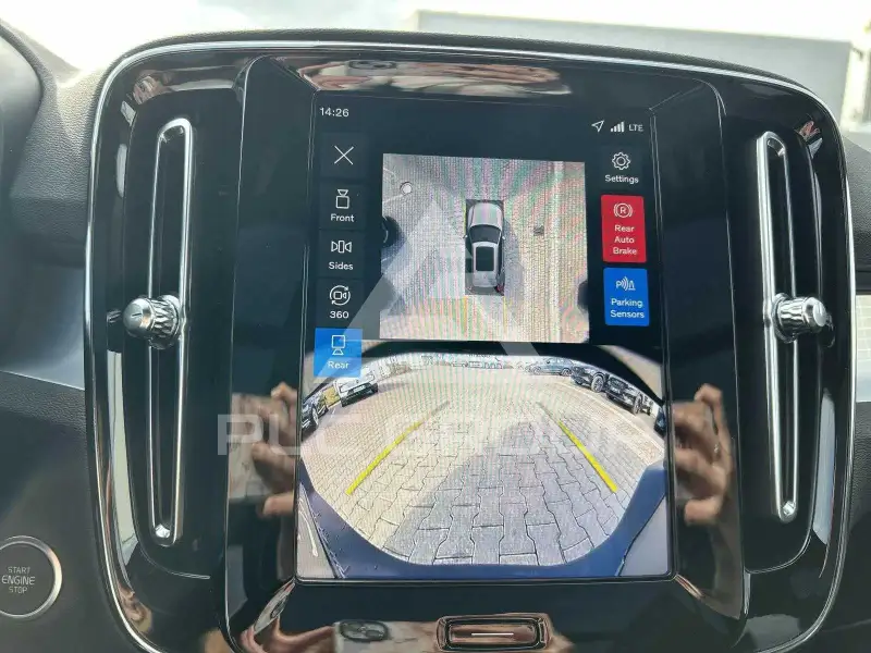 2026 Volvo XC40