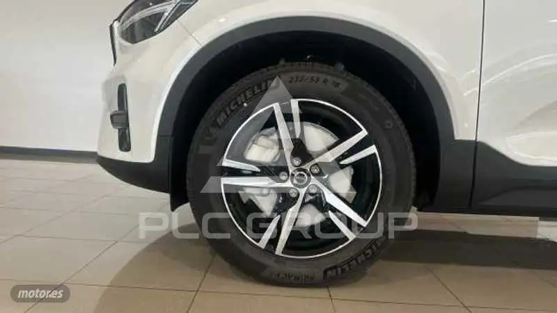 2026 Volvo XC40