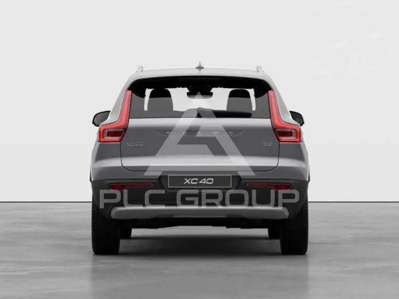 2026 Volvo XC40
