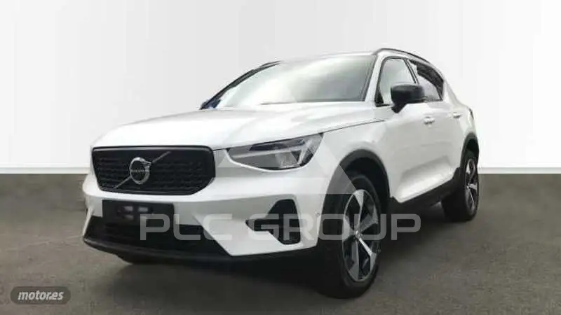 2026 Volvo XC40