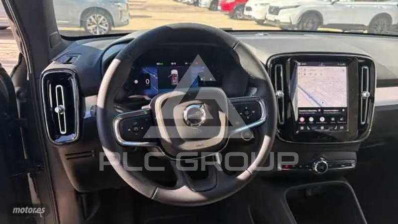 2026 Volvo XC40