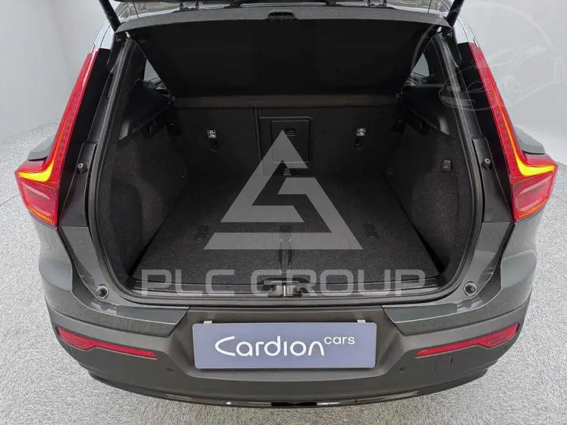 2026 Volvo XC40