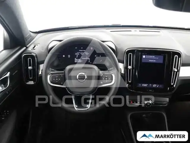 2026 Volvo XC40
