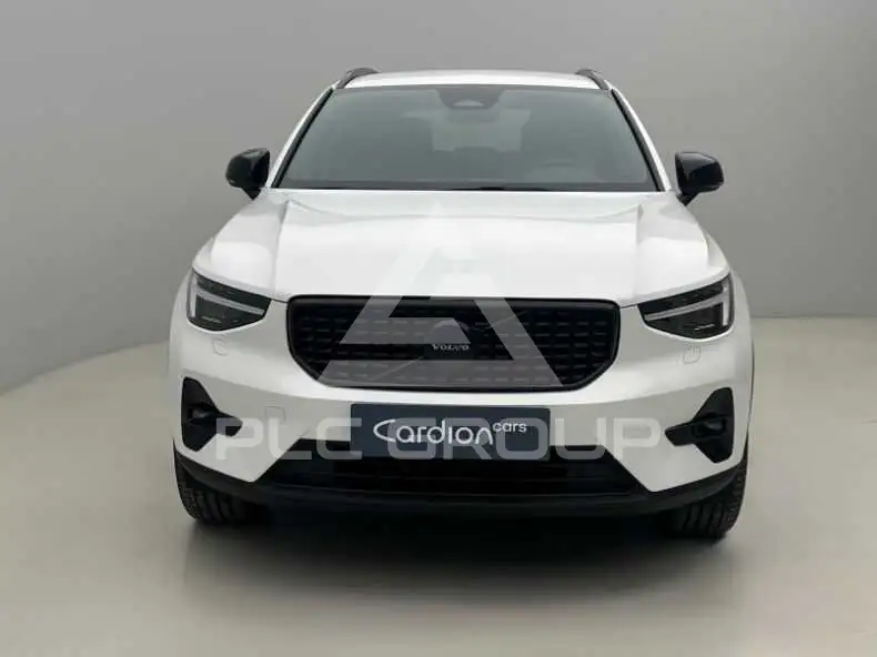 2026 Volvo XC40