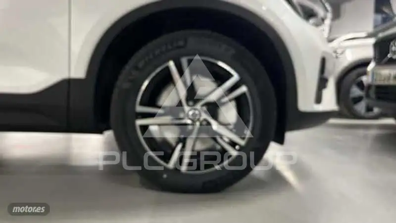 2026 Volvo XC40