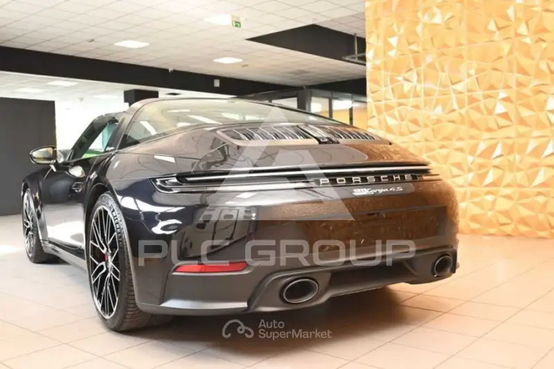 2026 Porsche 911