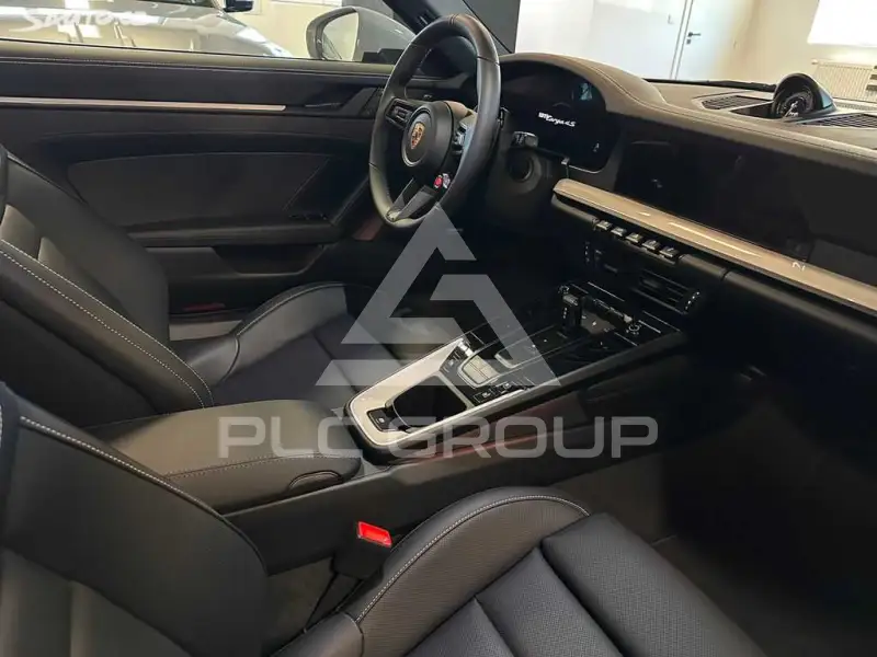 2026 Porsche 911