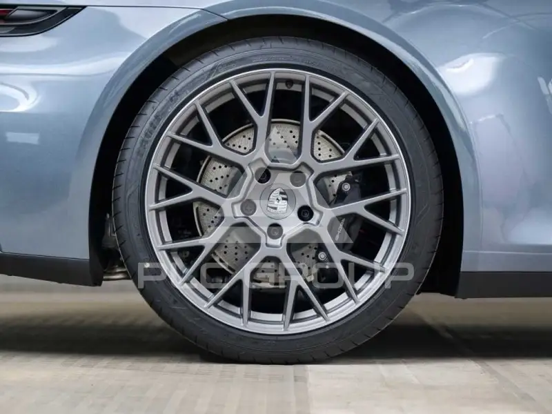 2026 Porsche 911