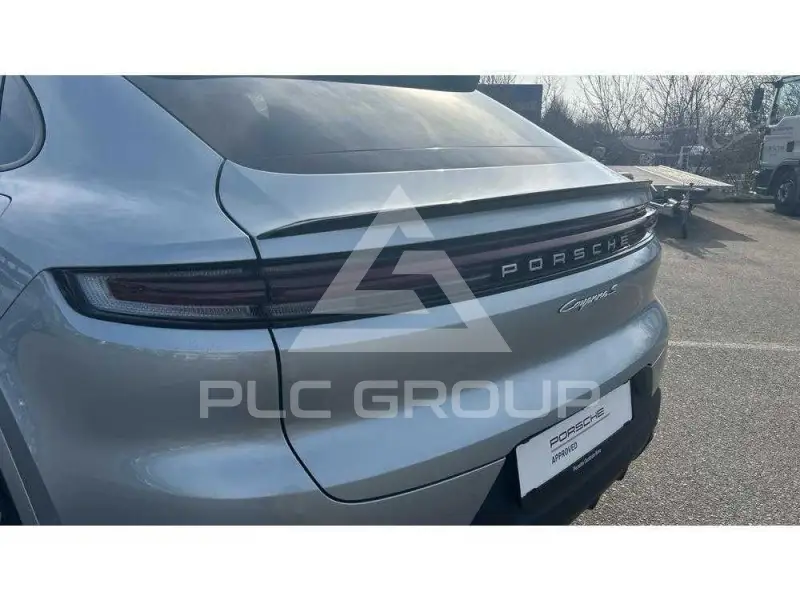 2026 Porsche Cayenne