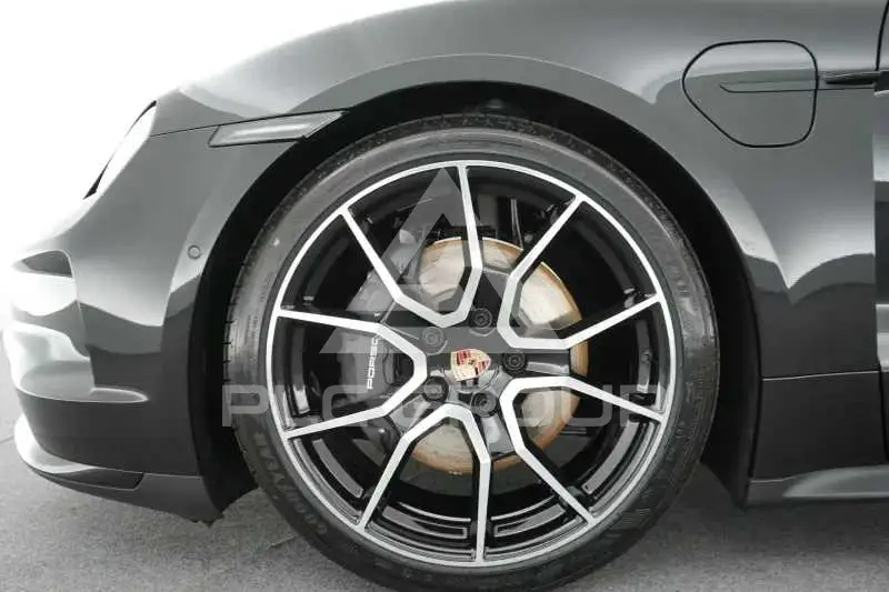 2026 Porsche Taycan