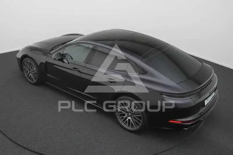 2026 Porsche Panamera