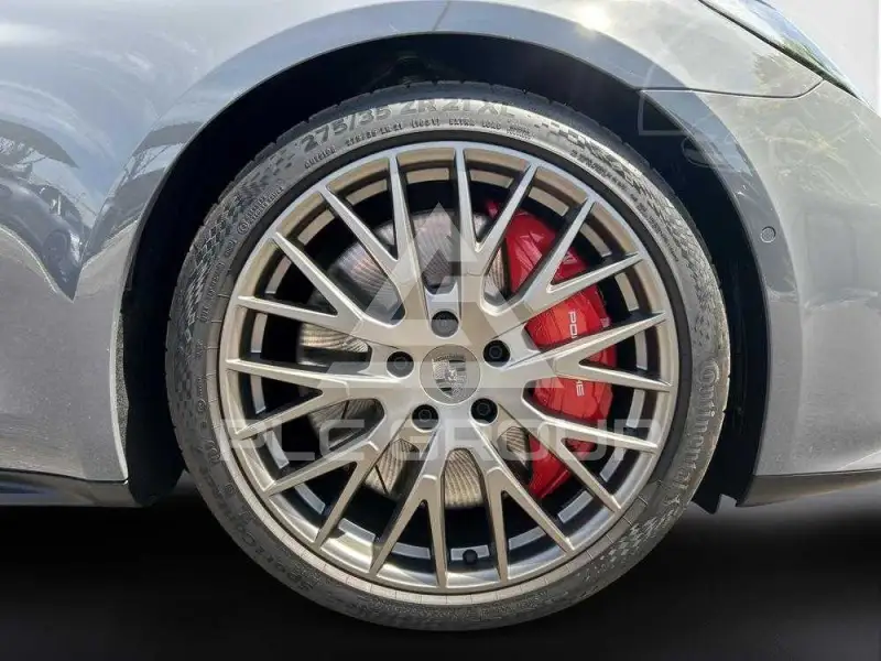 2026 Porsche Panamera