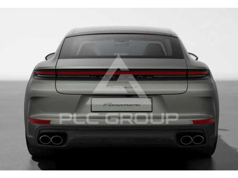 2026 Porsche Panamera