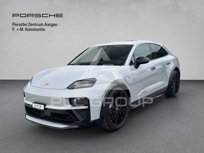 2026 Porsche MACAN