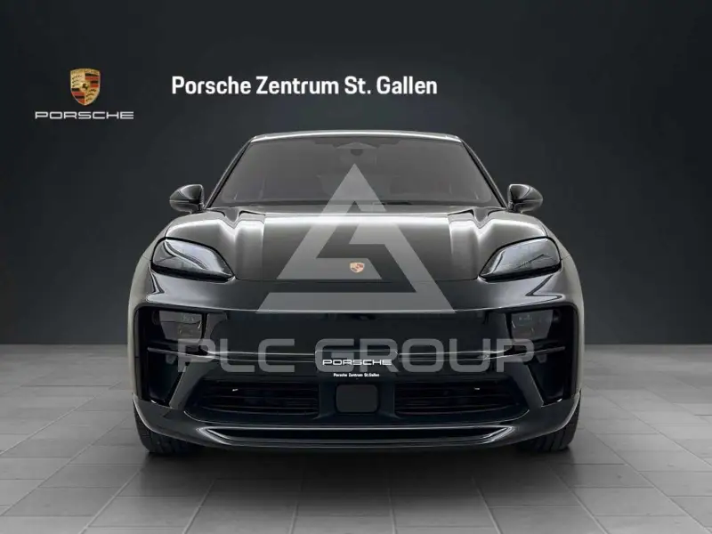 2026 Porsche MACAN