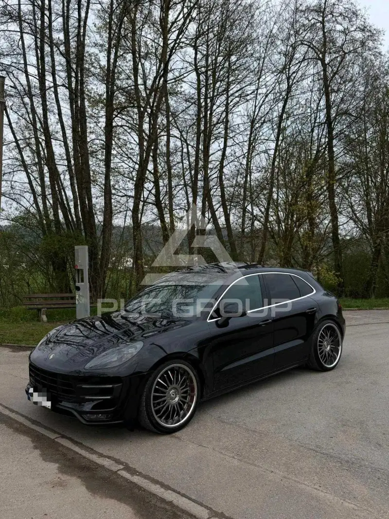 2026 Porsche MACAN
