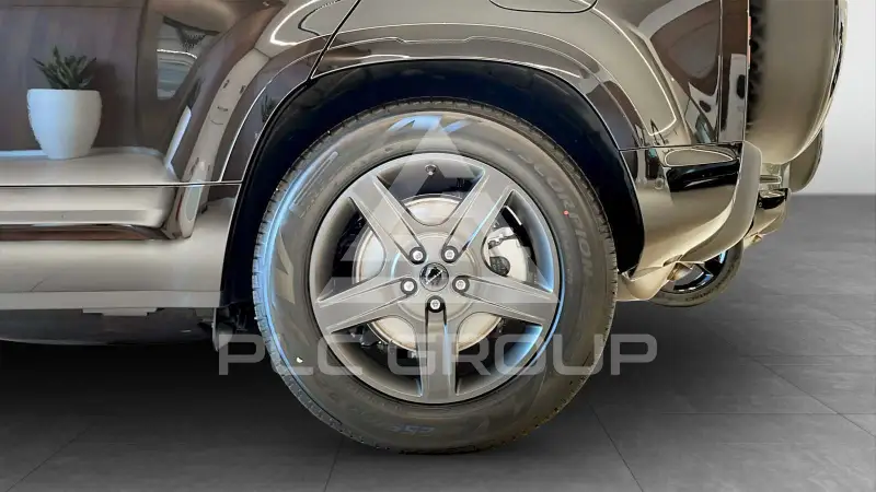 2026 Land Rover DEFENDER